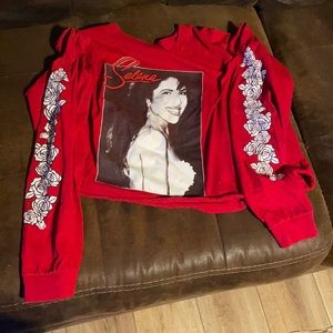 Selena XL shirt